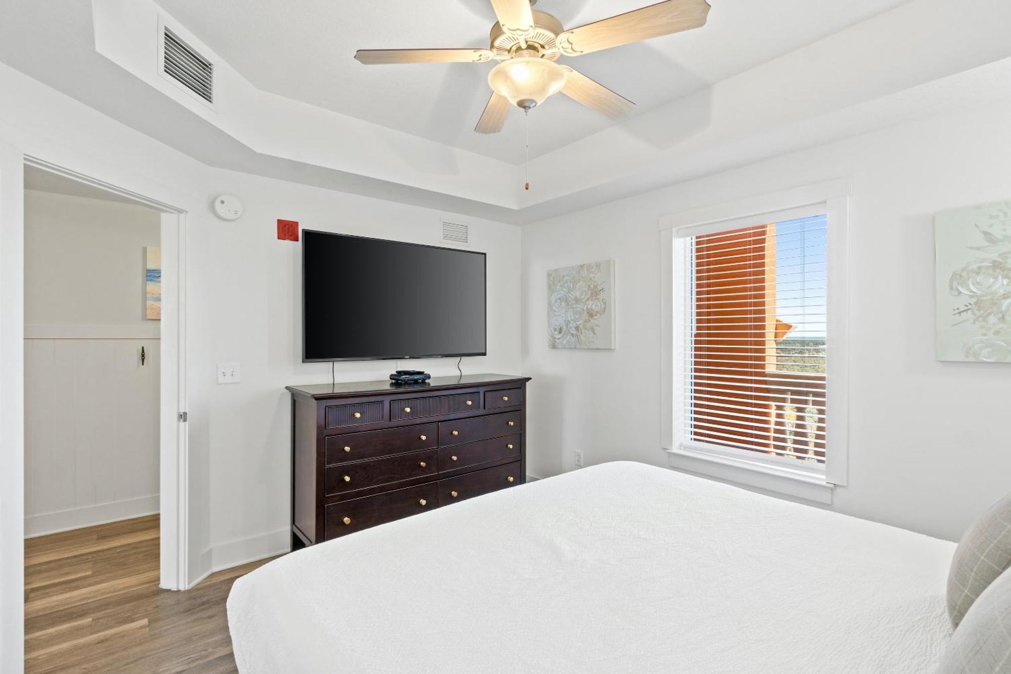 Calypso Beach Resort Tower 3 Rentals Panama City Beach Room photo