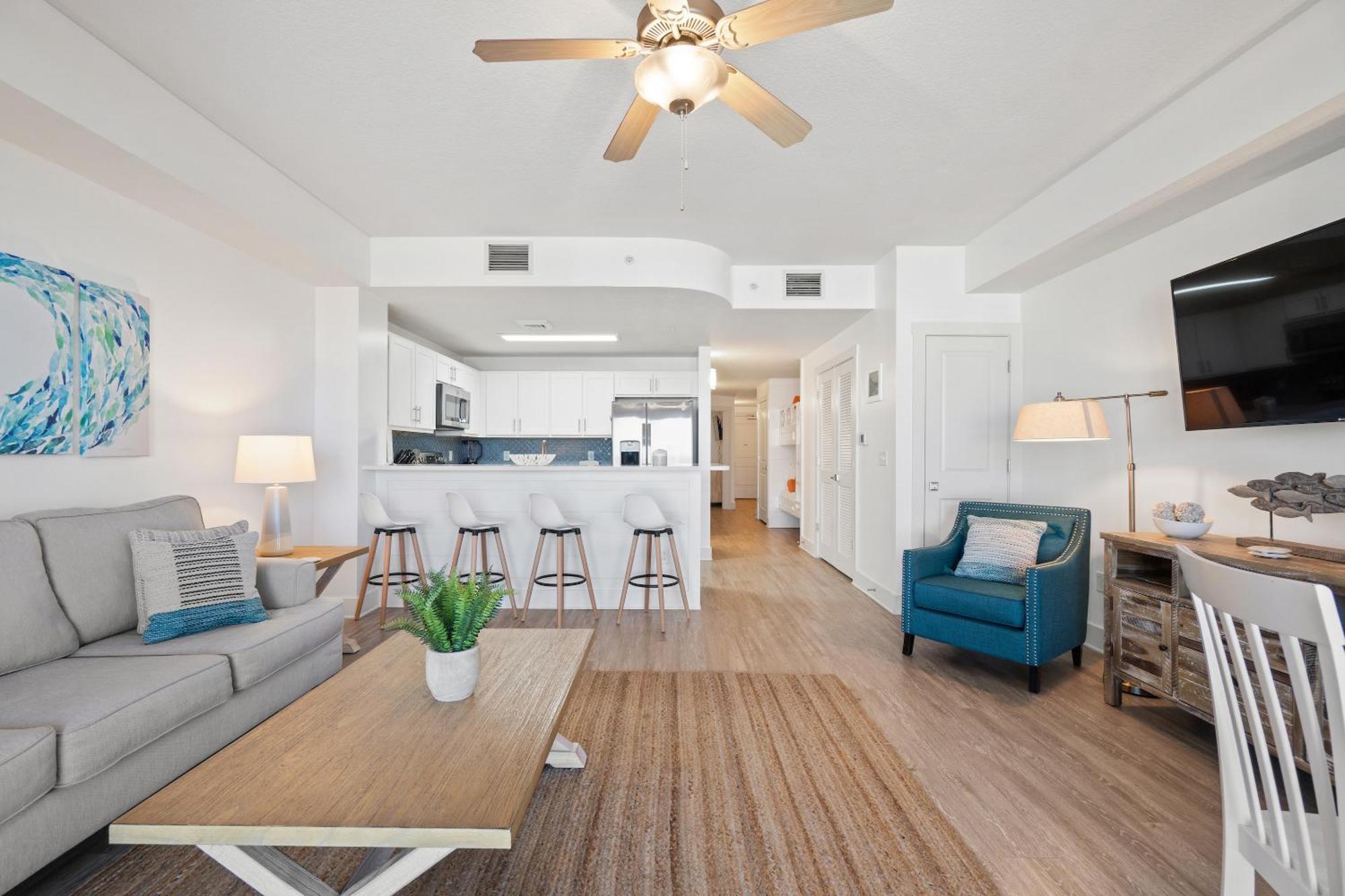 Calypso Beach Resort Tower 3 Rentals Panama City Beach Room photo